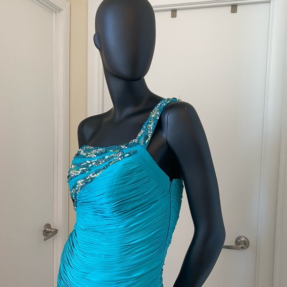 One-shoulder Turquoise short dress - Picture 3 of 7